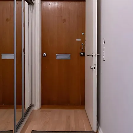 In Design District - Keybox Check-in, Balcony, Netflix Appartement